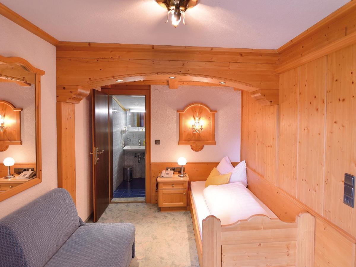 Pension Cafe Fritz Lech am Arlberg Exterior foto