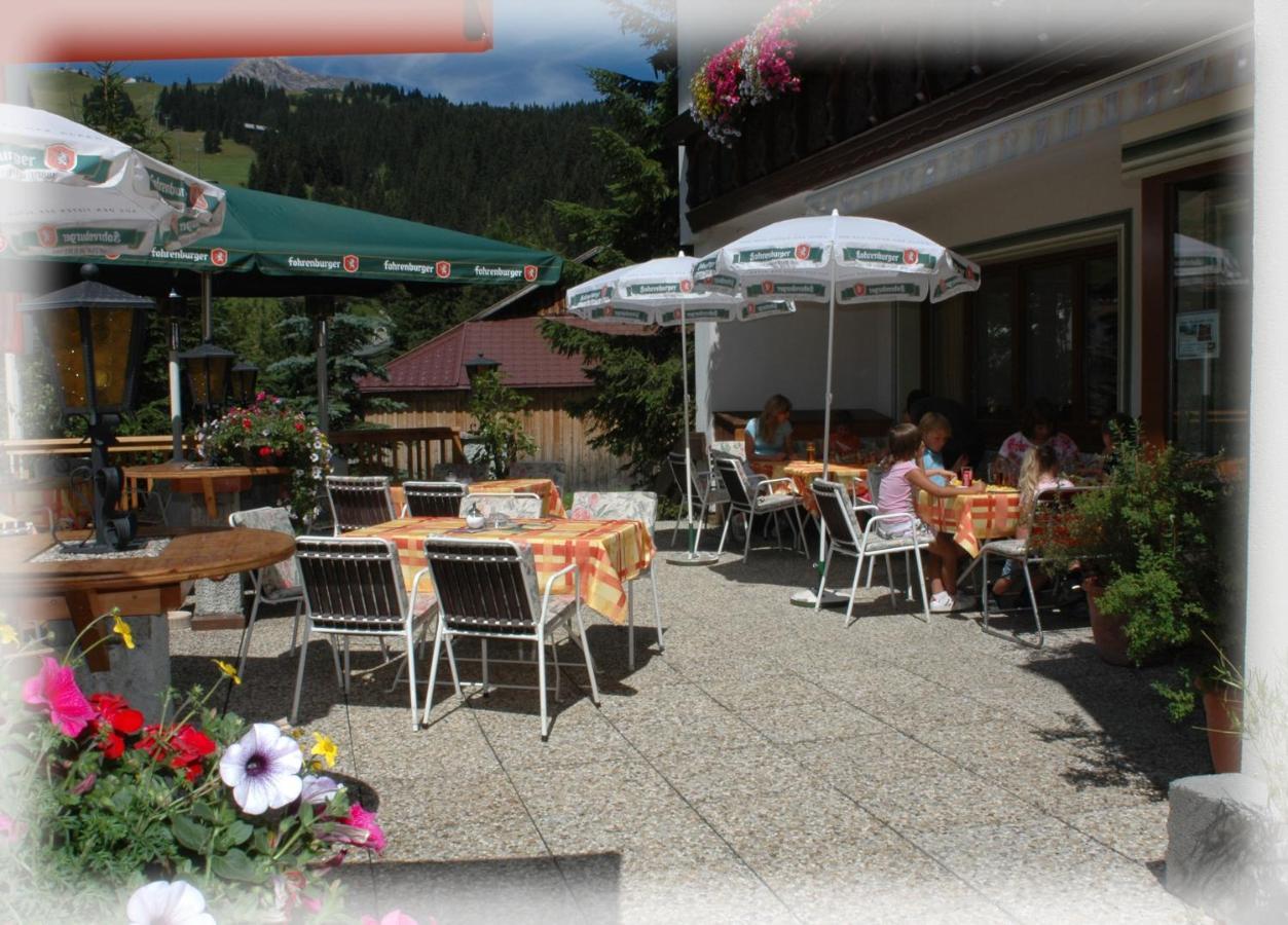 Pension Cafe Fritz Lech am Arlberg Exterior foto